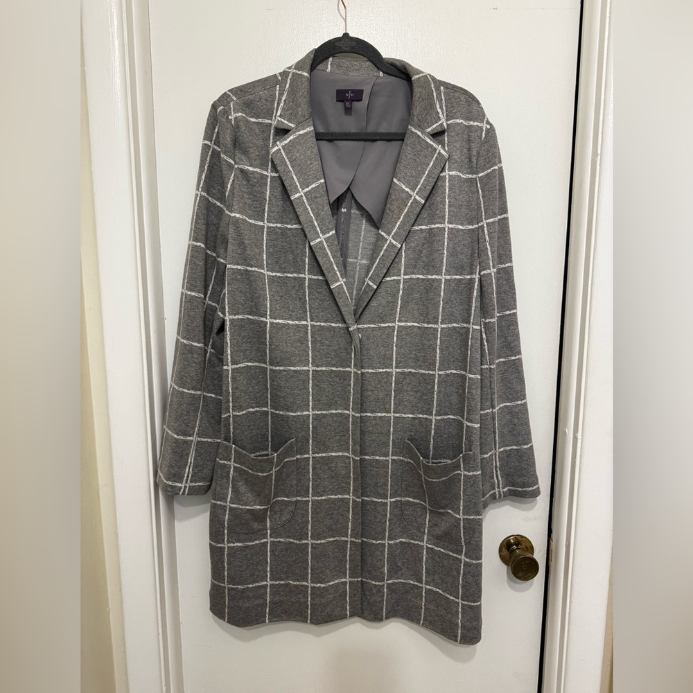 NYDG gray and white jacket